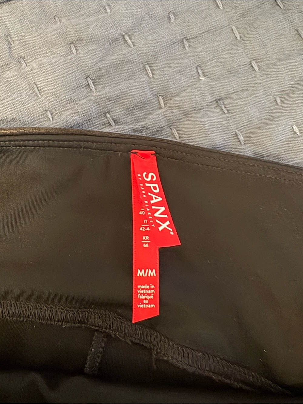 SPANX Black Leggings with Red Tag M/M